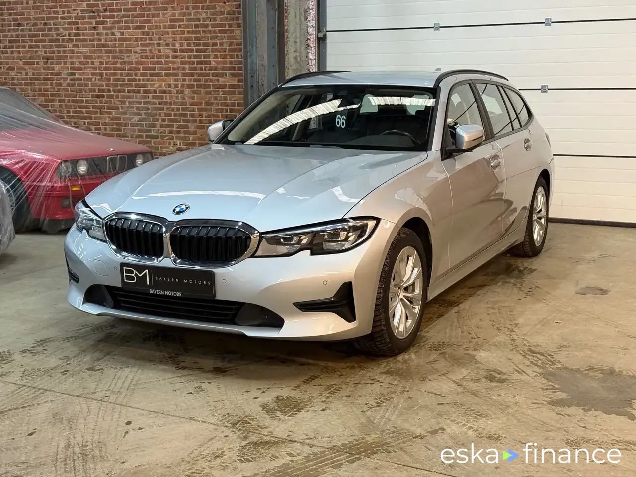 Lízing Kombi BMW 318 2020