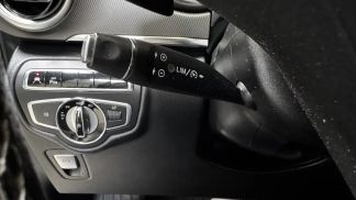 Lízing Hatchback MERCEDES V 220 2015