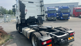 Tractor unit Renault T460 2019