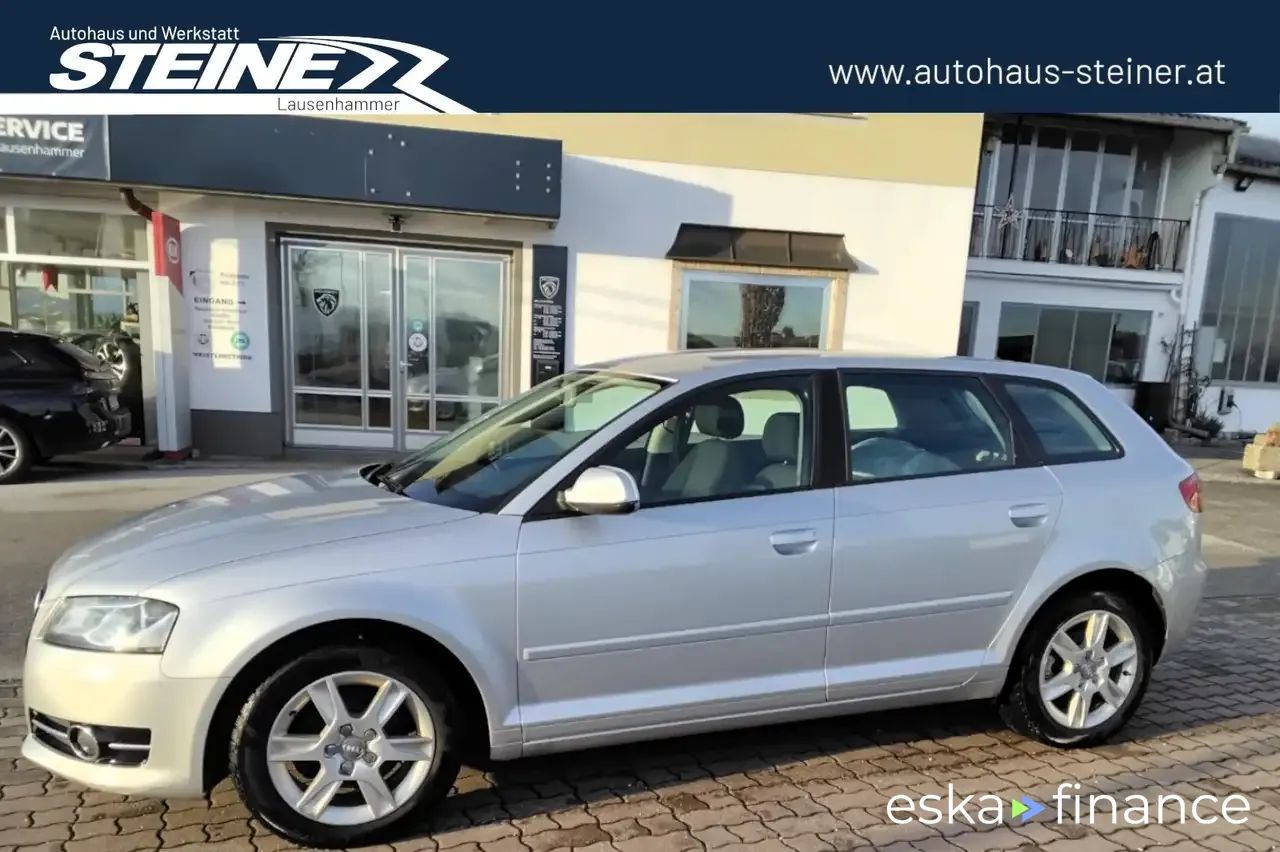 Leasing Hatchback Audi A3 2012