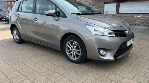 Toyota Verso 2015