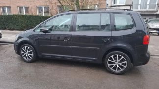 Financování Hatchback Volkswagen Touran 2012