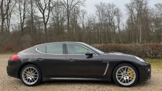 Lízing Sedan Porsche Panamera 2014