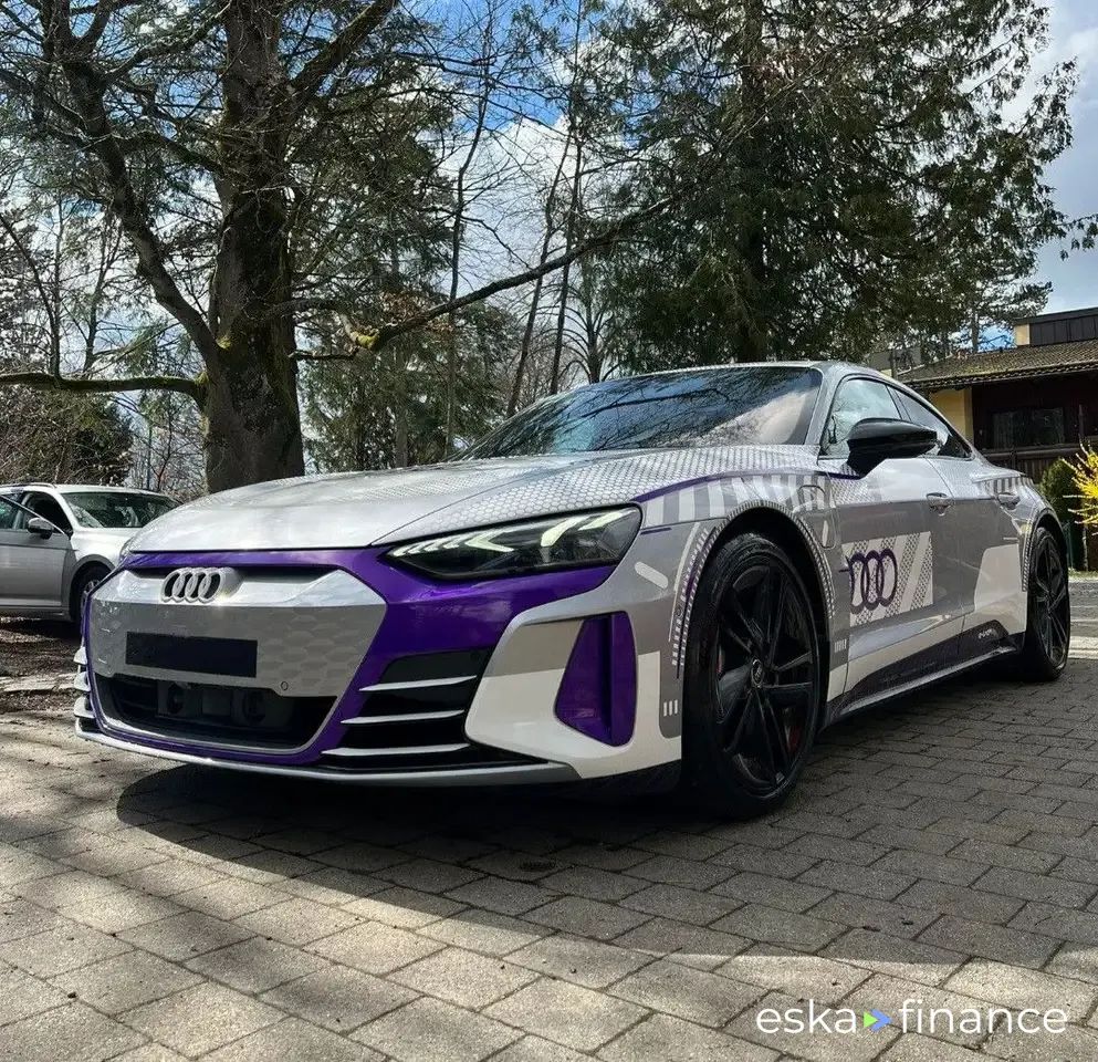 Finansowanie Coupé Audi e-tron GT 2024