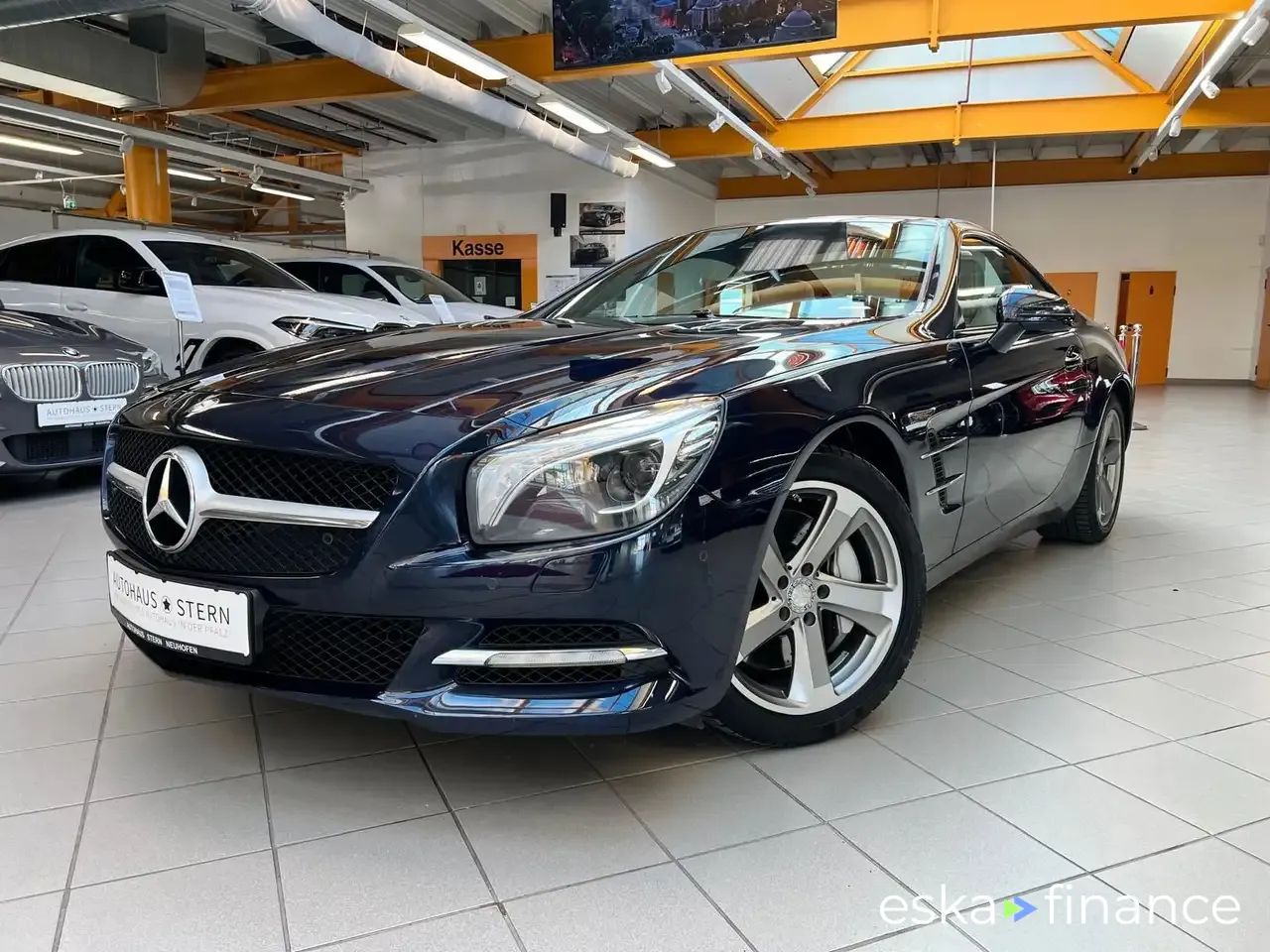 Lízing Kabriolet MERCEDES SL 500 2012
