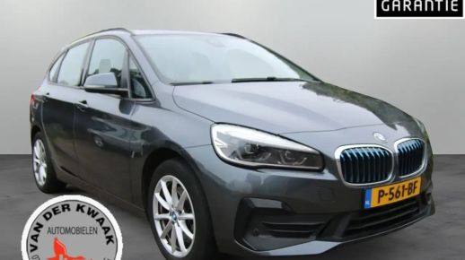 BMW 225 2018