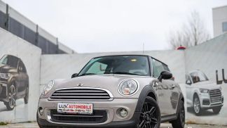 Lízing Sedan MINI Cooper 2012