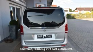 Lízing Hatchback MERCEDES V 300 2022