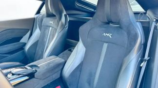 Financování Kupé Aston Martin V8 2020