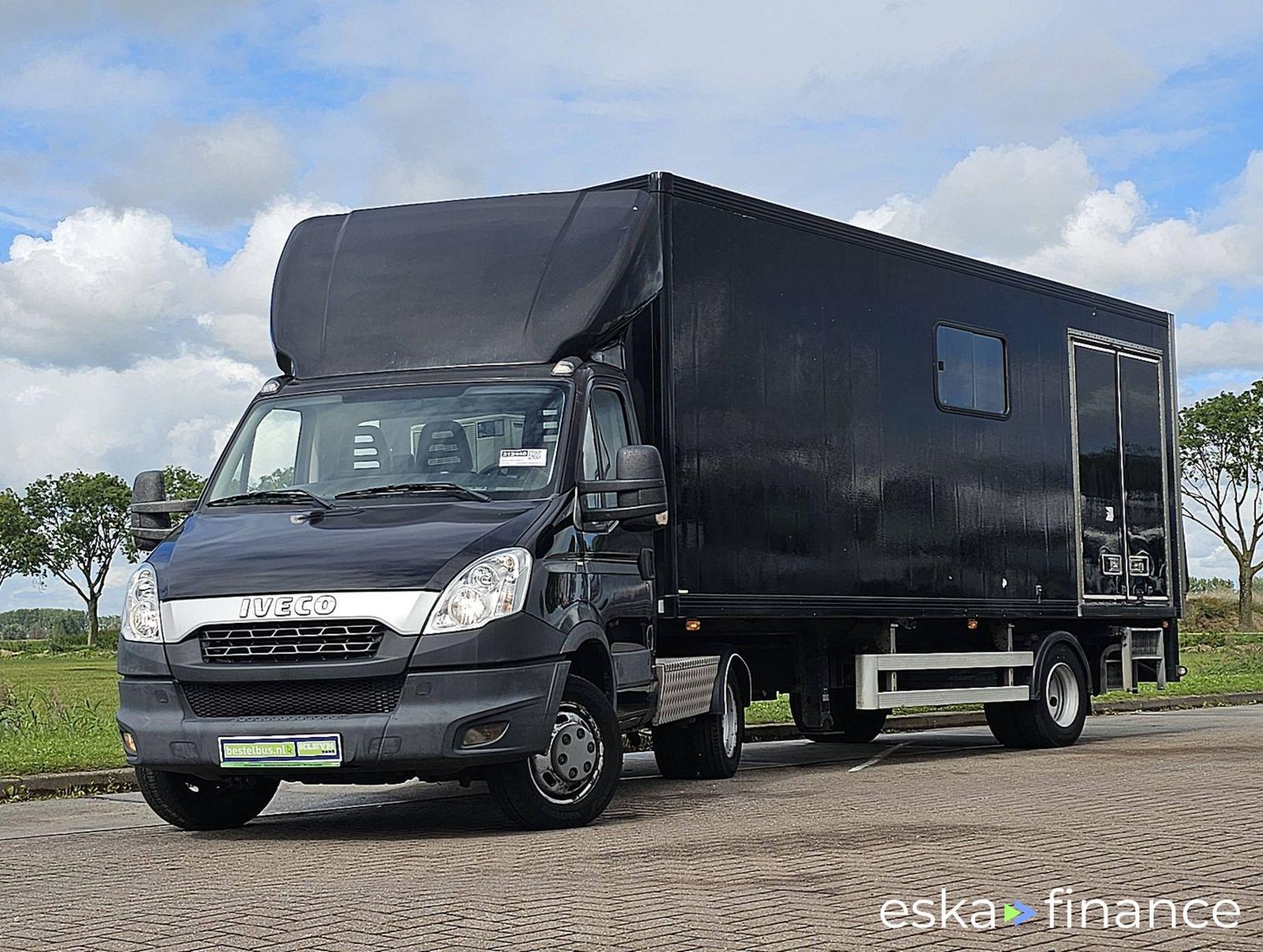 Leasing Closed Box Iveco DAILY 40C17 2012