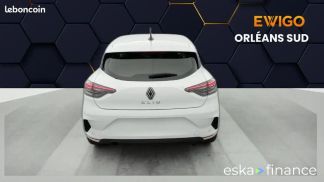 Leasing Sedan Renault Clio 2024