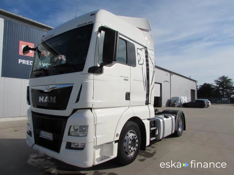 Tractor unit MAN TGX 2017