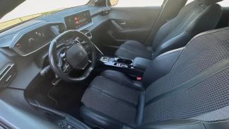 Lízing Hatchback Peugeot 208 2023