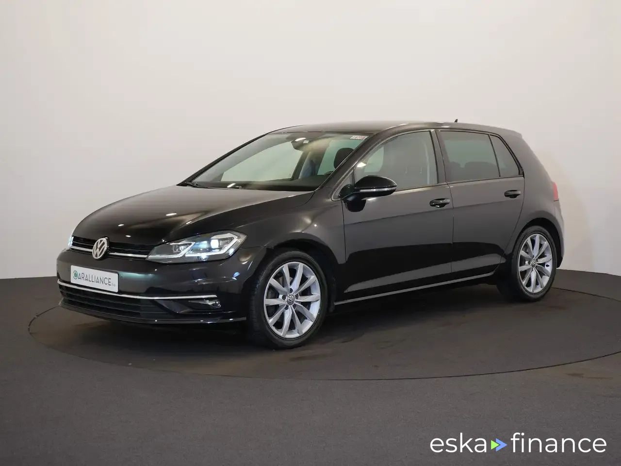 Financování Sedan Volkswagen Golf 2018