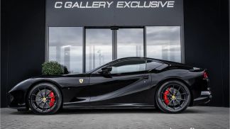 Leasing Coupe Ferrari 812 2022