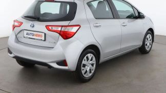 Lízing Hatchback Toyota Yaris 2017