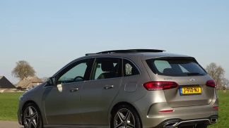 Lízing Hatchback MERCEDES B 200 2020