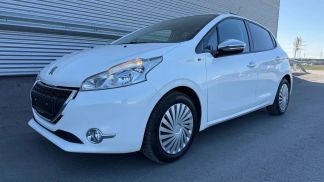 Lízing Hatchback Peugeot 208 2015