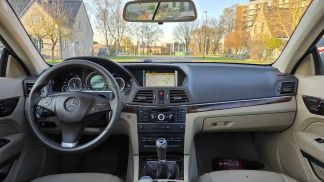 Lízing Kupé MERCEDES E 220 2011