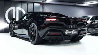 Lízing Kupé Ferrari 296 2023