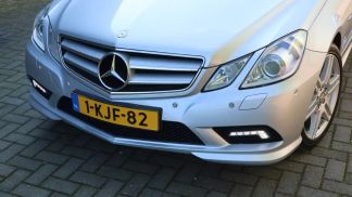 Lízing Kupé MERCEDES E 200 2011