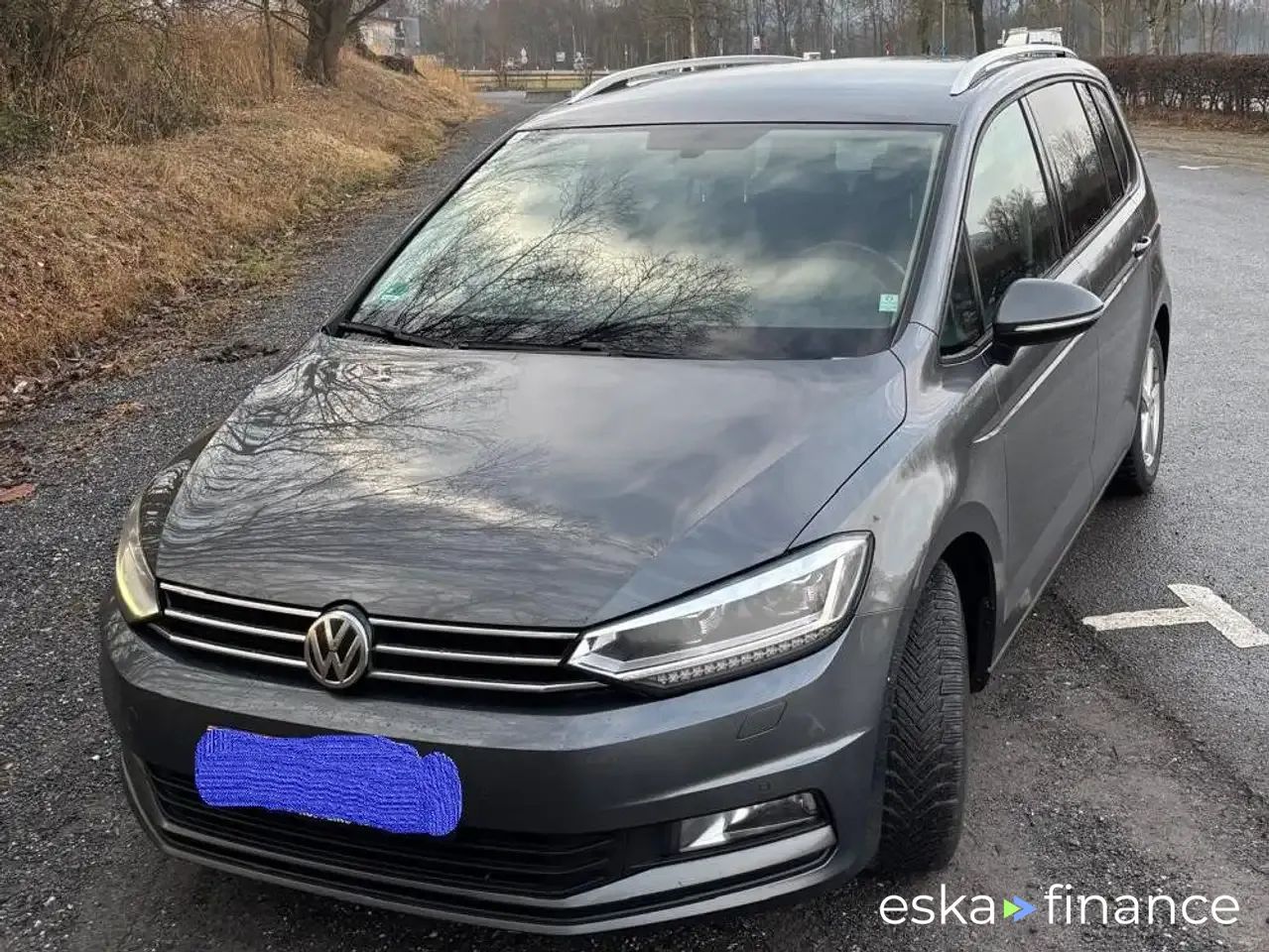 Lízing Hatchback Volkswagen Touran 2016