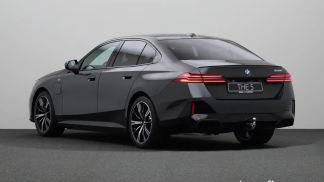Lízing Sedan BMW 530 2024