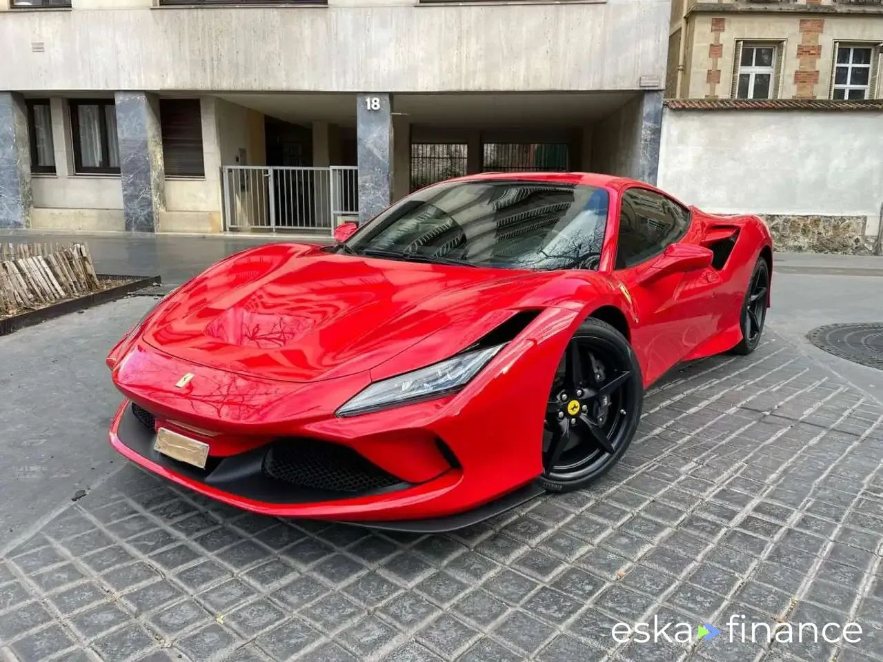 Lízing Kupé Ferrari F8 TRIBUTO 2021