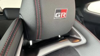 Leasing Sedan Toyota Yaris 2020