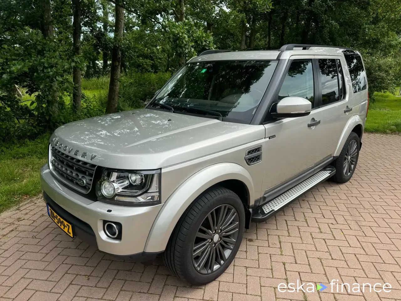 Financování Hatchback Land Rover Discovery 2015