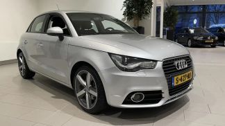 Lízing Hatchback Audi A1 2012