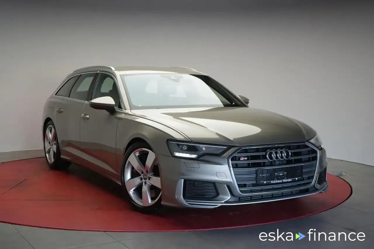 Lízing Kombi Audi S6 2020