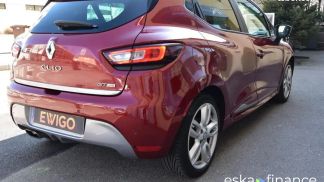 Lízing Sedan Renault Clio 2017