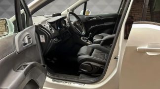 Lízing Hatchback Opel Meriva 2016