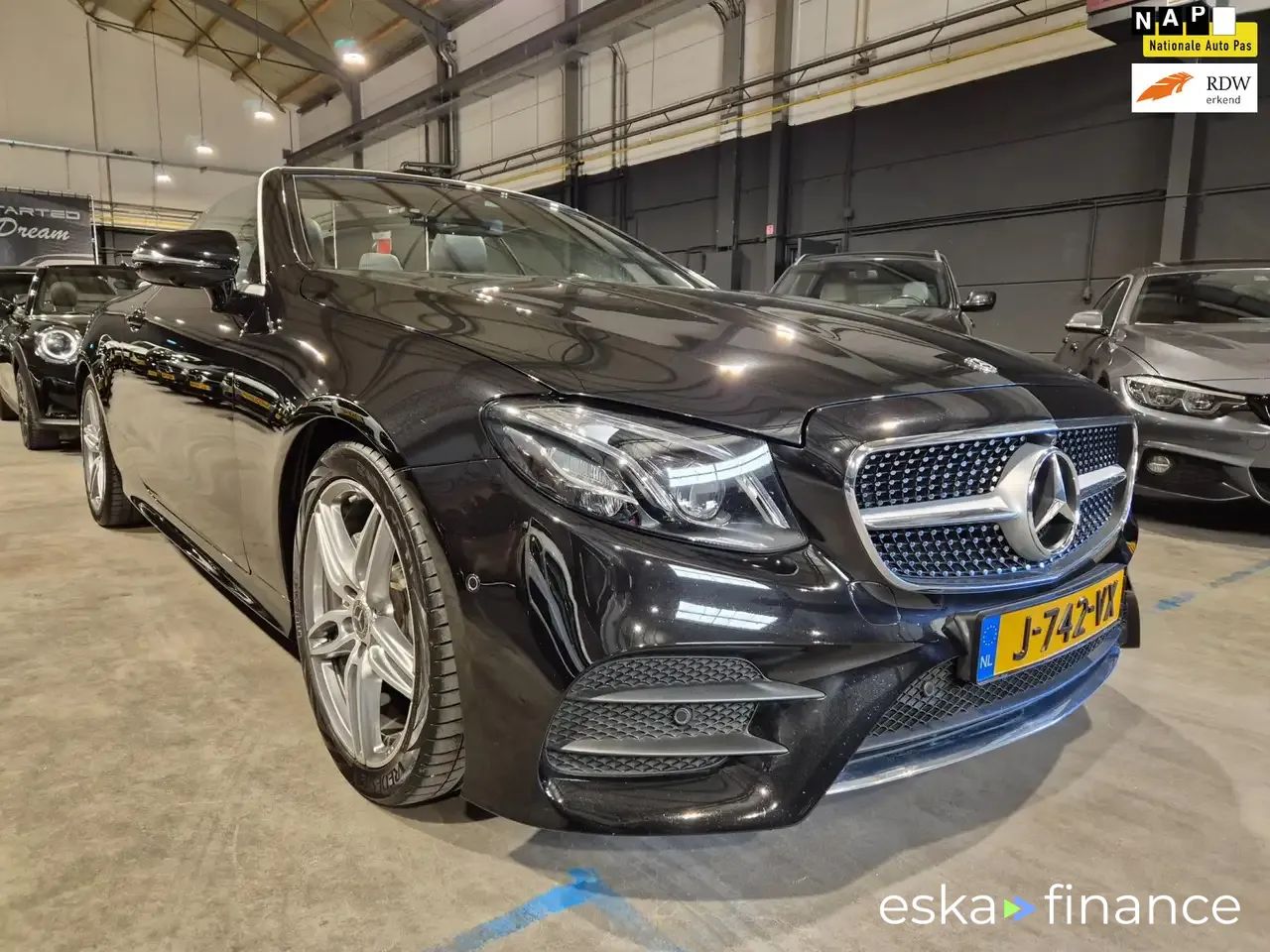 Lízing Kabriolet MERCEDES E 200 2017
