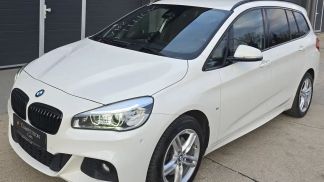 Lízing Hatchback BMW 218 2016