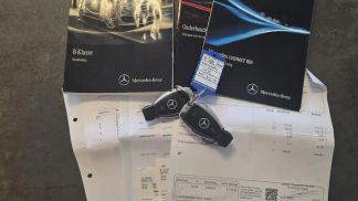 Lízing Hatchback MERCEDES B 180 2016