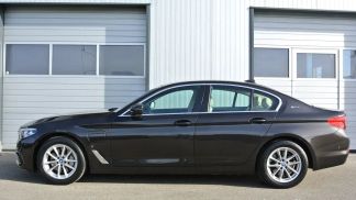 Lízing Sedan BMW 530 2019