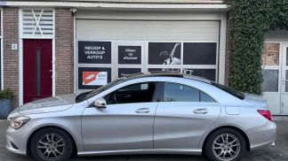 Lízing Sedan MERCEDES CLA 180 2014