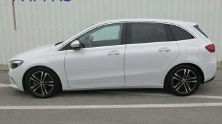 Lízing Sedan MERCEDES B 180 2023