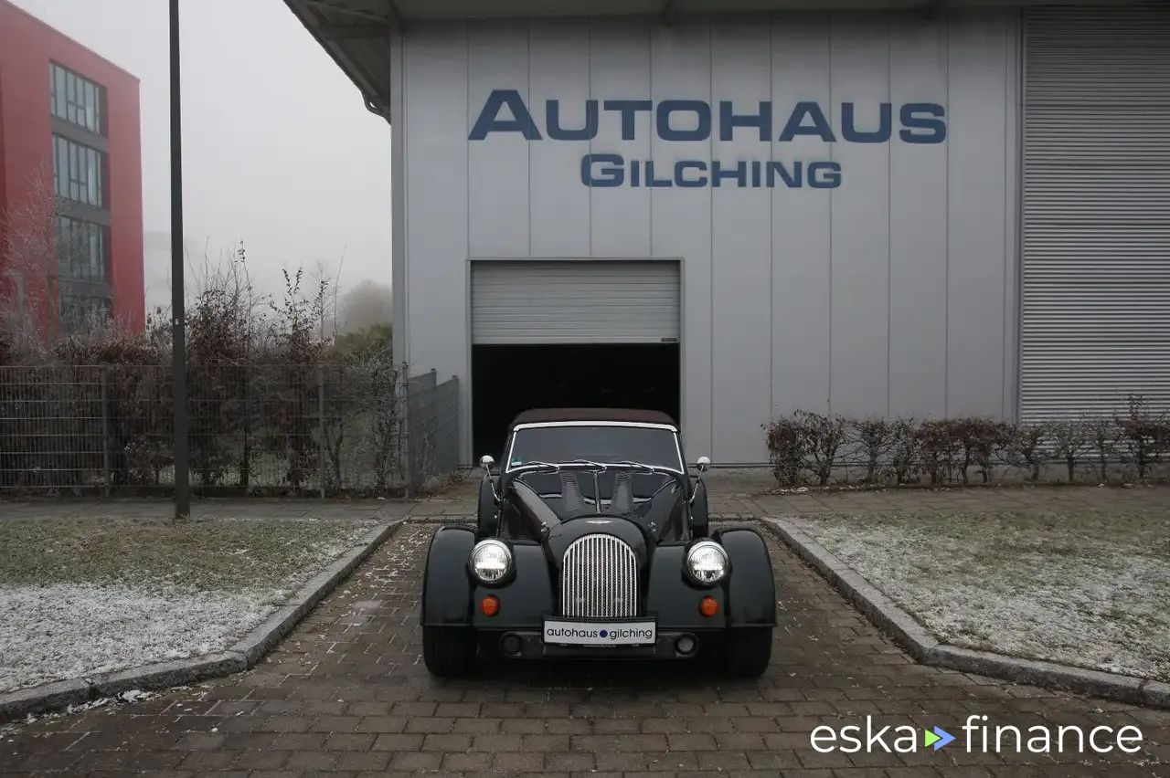 Leasing Convertible Morgan Plus 4 2022