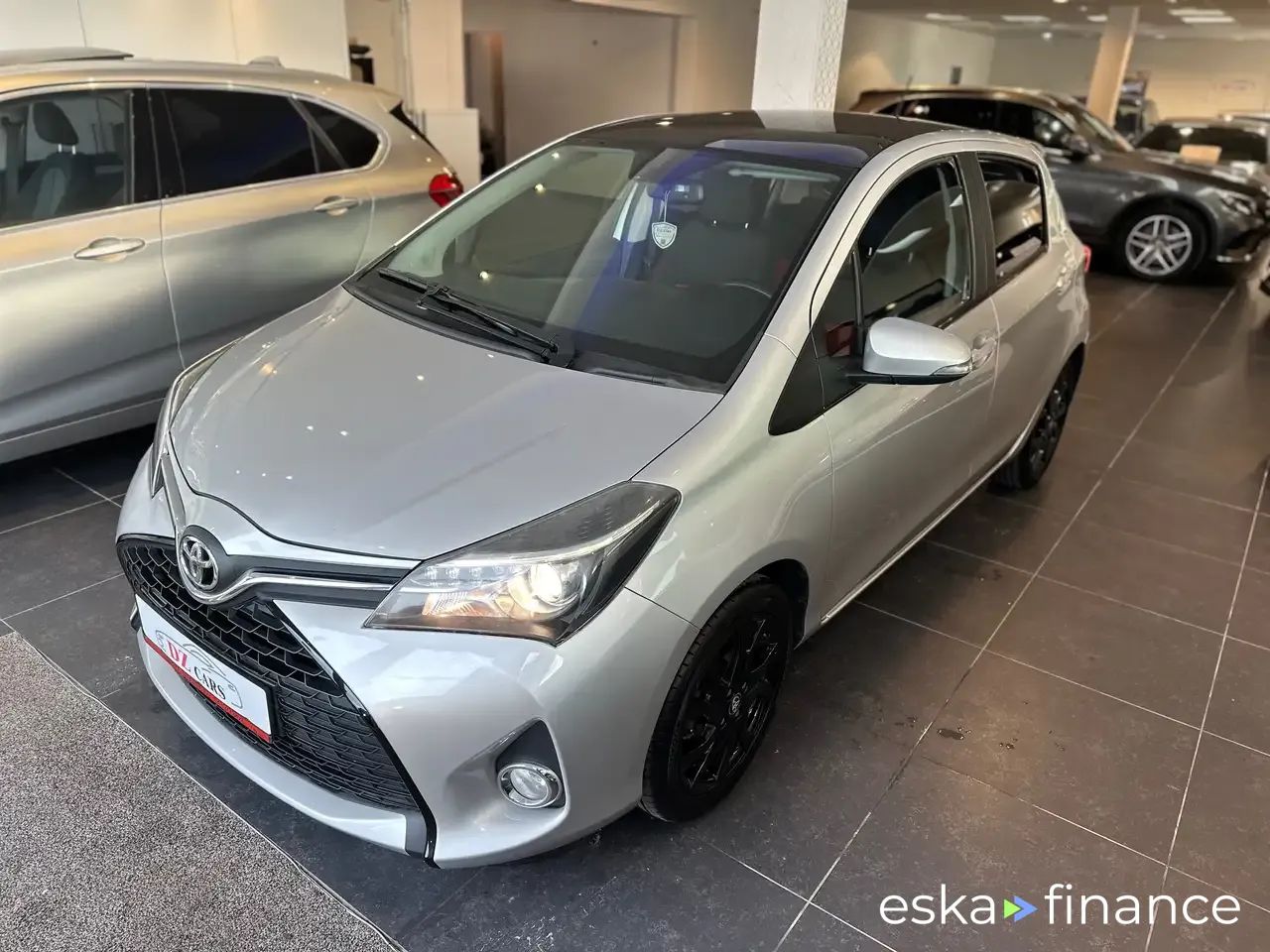 Financování Sedan Toyota Yaris 2015