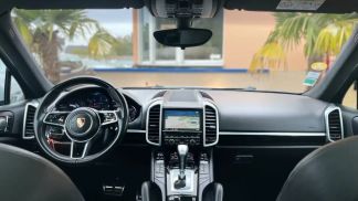 Lízing SUV Porsche Cayenne 2015