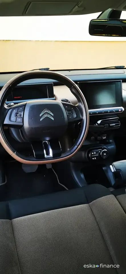 Lízing Sedan Citroën C4 Cactus 2014