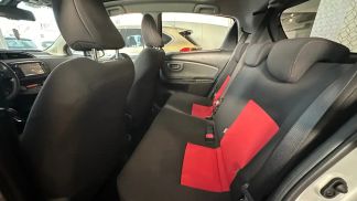 Financování Sedan Toyota Yaris 2015