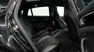 Lízing Sedan Porsche Panamera 2021