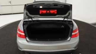 Finansowanie Zamienny MERCEDES E 200 2013