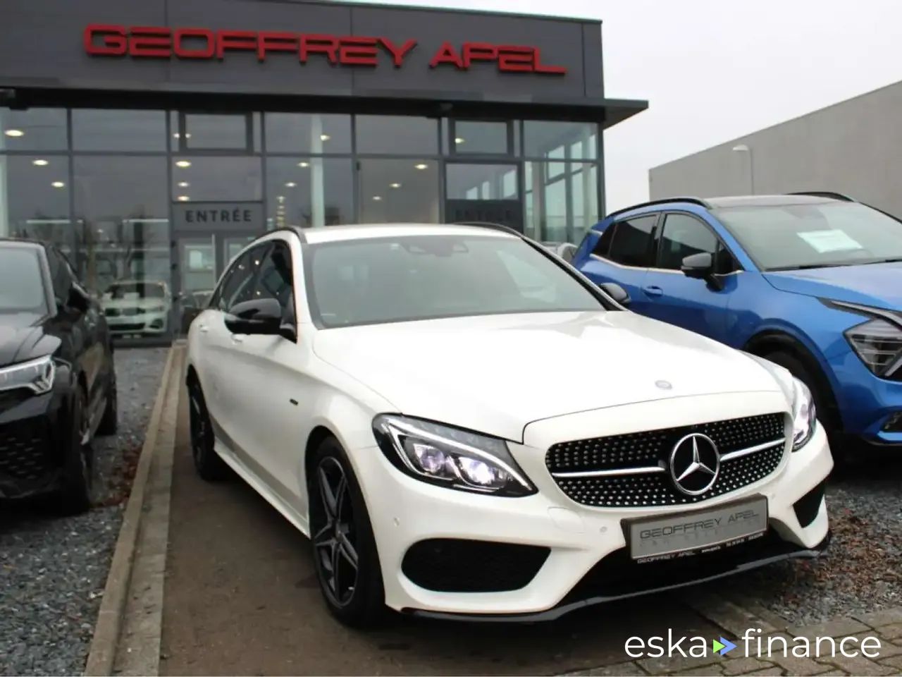 Finansowanie Wóz MERCEDES C 450 2016