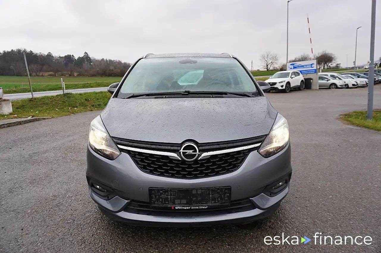 Leasing Wagon Opel Zafira 2017