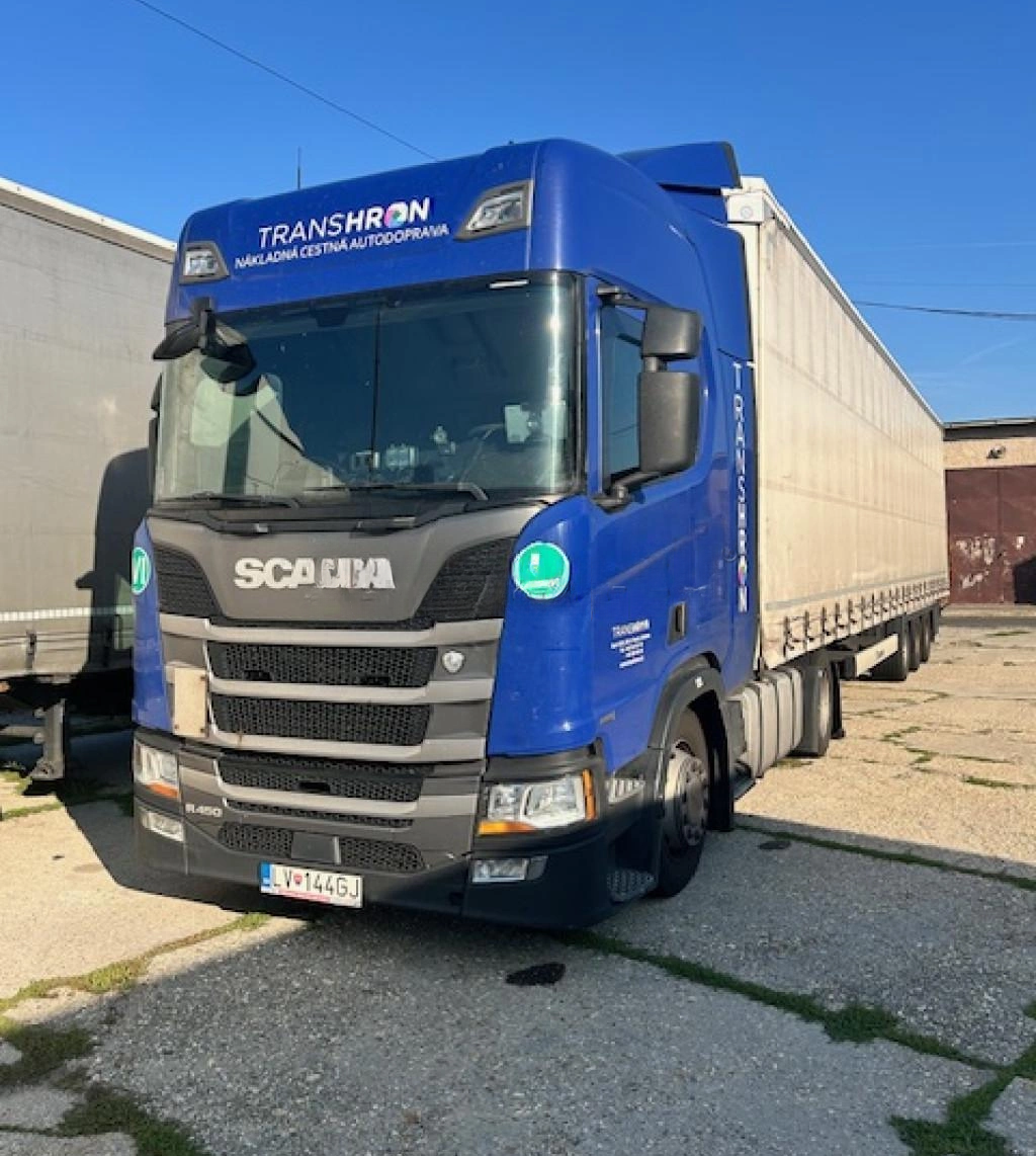 Ciągnik siodłowy Scania R450 2018